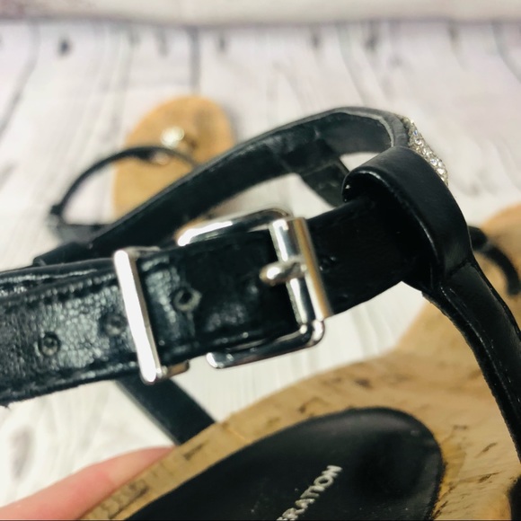 BCBGeneration Crystal T-Strap Buckle Wedge Sandals Maybel Shoes Black Cork 7.5 - Picture 6 of 9